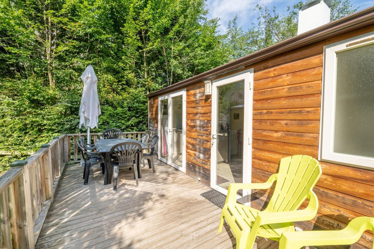 Camping Le Colporteur Hotel Le Bourg-d'Oisans Exterior photo